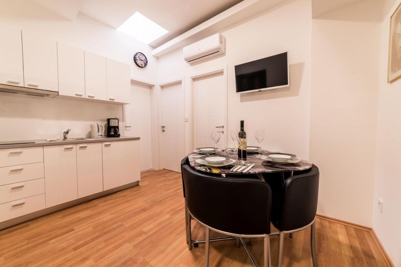 Center Of Zagreb F12 Apartments 외부 사진